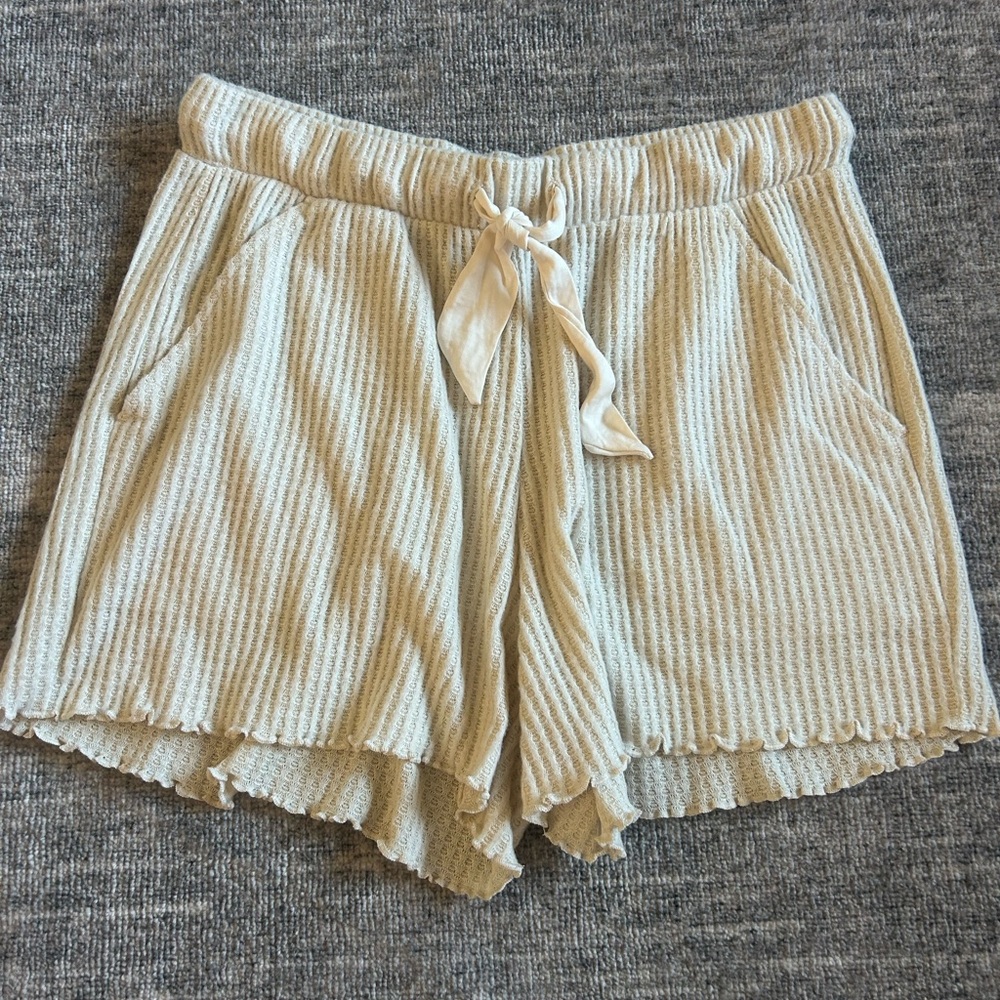 LOFT Beige Textured waffle shorts